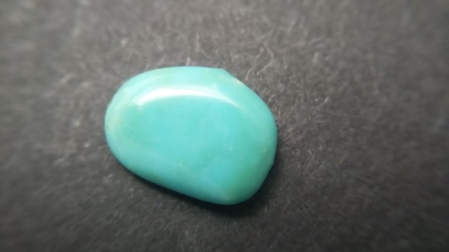 青い色の宝石：ターコイズ(トルコ石)
